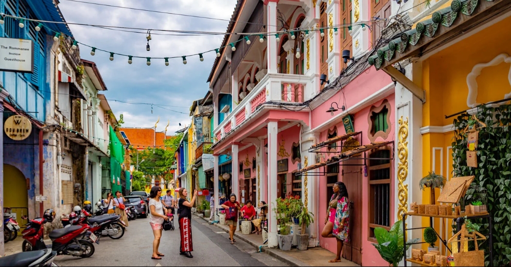 Altstadt Phuket Town - Kamala Dive Service